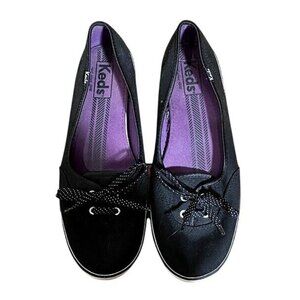 Trendy KEDS Ballet sneakers, black w/ white rubber sole, polka dot laces, 8.5